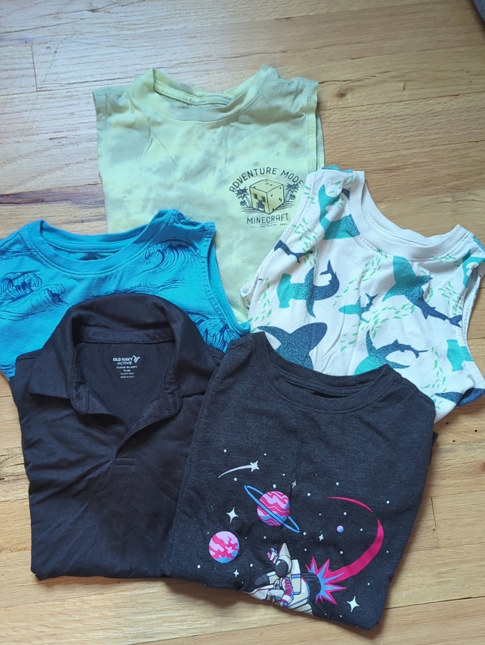 Boys Bundle Of medium Tops